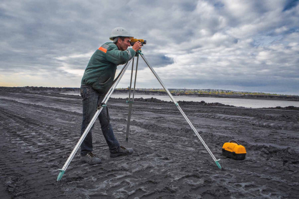 Servicios de Topografía · Topógrafos Servicios Topográficos y Geomáticos Palos de la Frontera